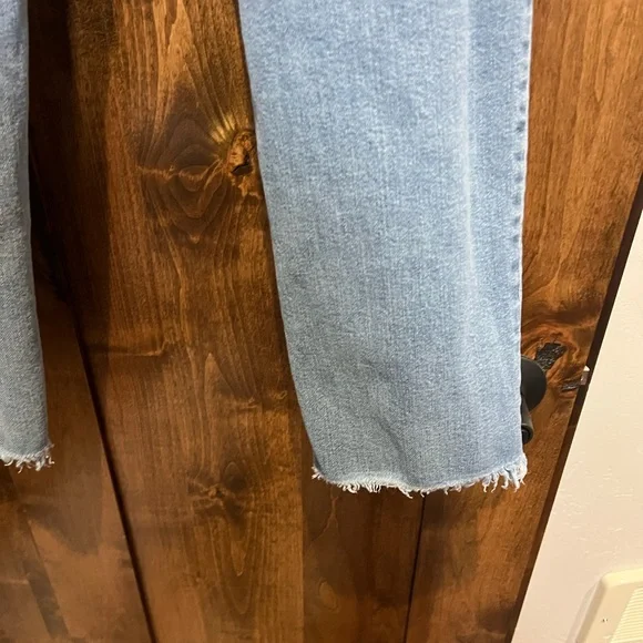 Madewell the perfect vintage straight leg light wash cropped 31 raw hem - Picture 10 of 13